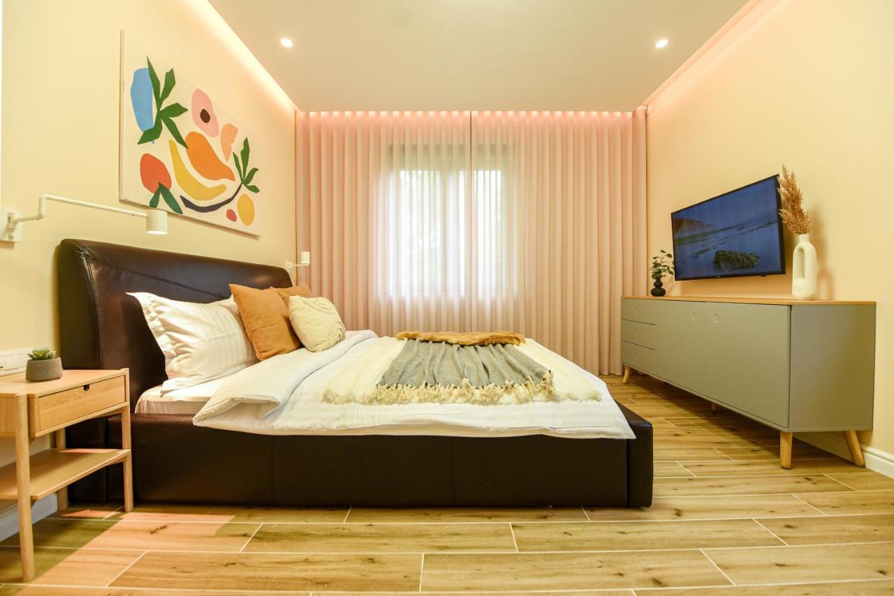 Green Leafy Brasov - Ideal 2 Bedroom Apartment Exterior photo