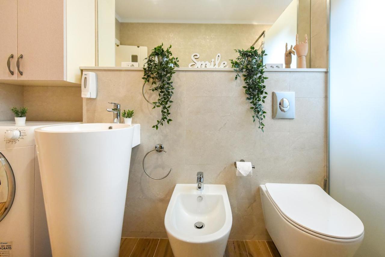 Green Leafy Brasov - Ideal 2 Bedroom Apartment Exterior photo